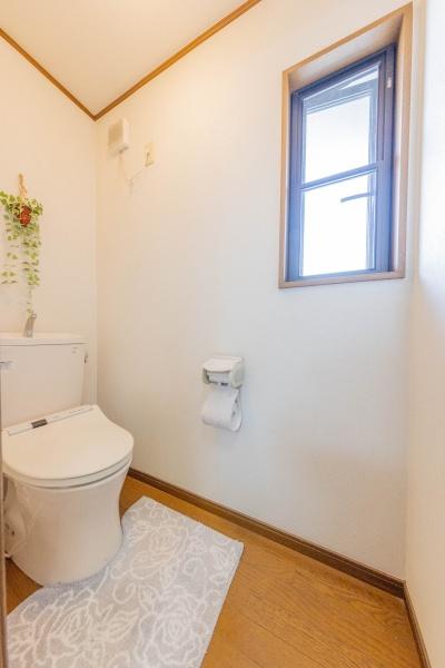 宇都宮市砥上町の中古一戸建て(トイレ)