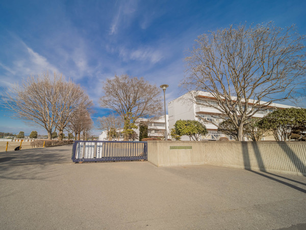 下都賀郡壬生町本丸１丁目の土地(壬生町立壬生中学校)