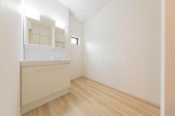 新築　リガーレ宇都宮市針ヶ谷８期　１号棟