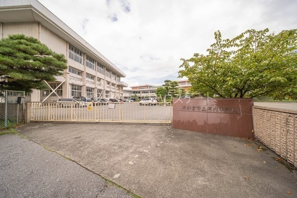 宇都宮市下岡本町の土地(宇都宮市立河内中学校)