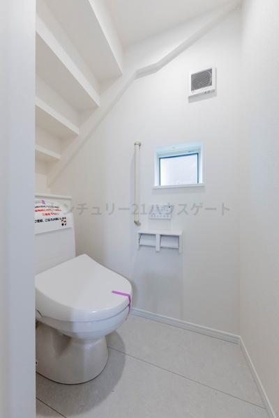 新築　ハートフルタウン岩曽町1428　B号棟（全2棟）