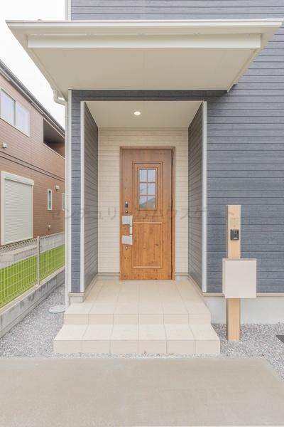 新築　ハートフルタウン岩曽町1428　B号棟（全2棟）