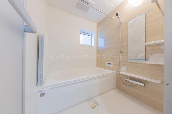 新築　ブルーミングガーデン宇都宮市平松本町　2号棟（全3棟）