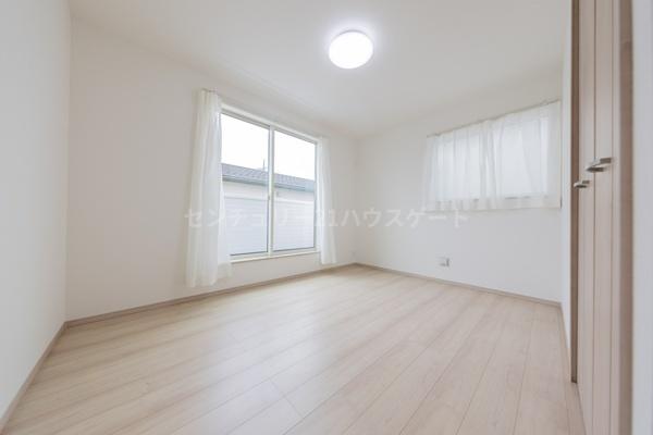 新築　ハートフルタウン簗瀬町2542番　Ｂ棟（全2棟）