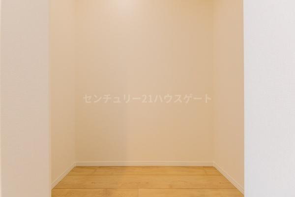 新築　ハートフルタウン岩曽町１３７９番　（全１棟）