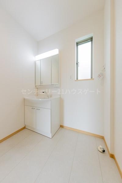 新築　ハートフルタウン宇都宮市鶴田町２４８８番　Ｂ（全３棟）