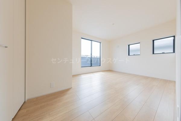 新築　リーブルガーデン鶴田町第２４　１号棟（全２棟）