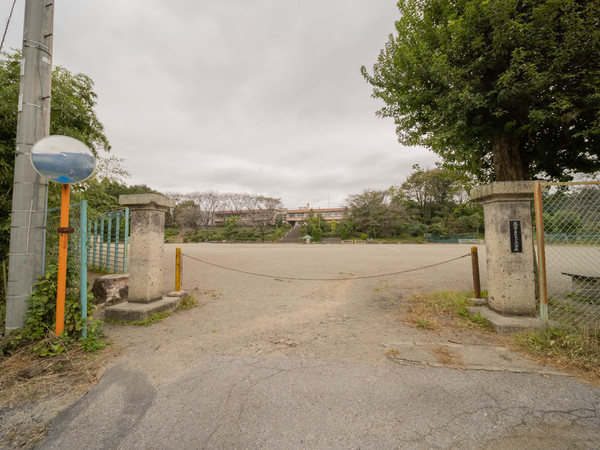 鹿沼市茂呂の土地(鹿沼市立さつきが丘小学校)