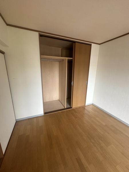 川越ビレジ参号棟