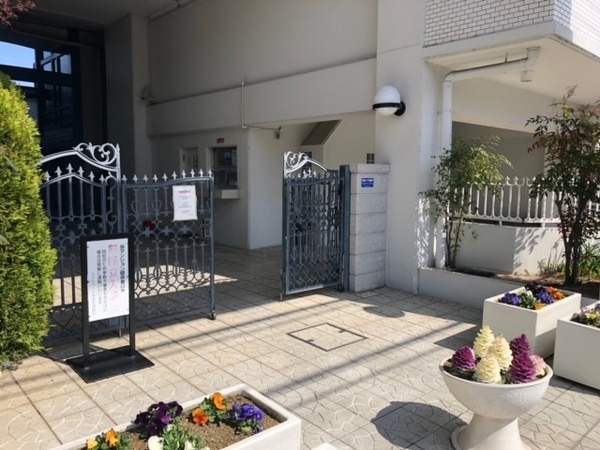 ライトコート嵯峨