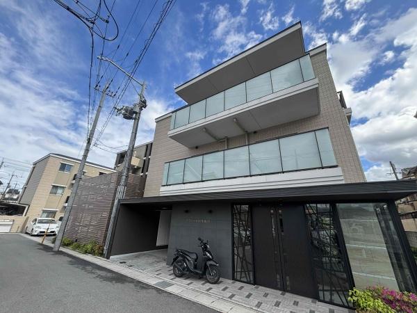 パラドール四条梅津