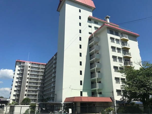 桂川ハイツ1号館