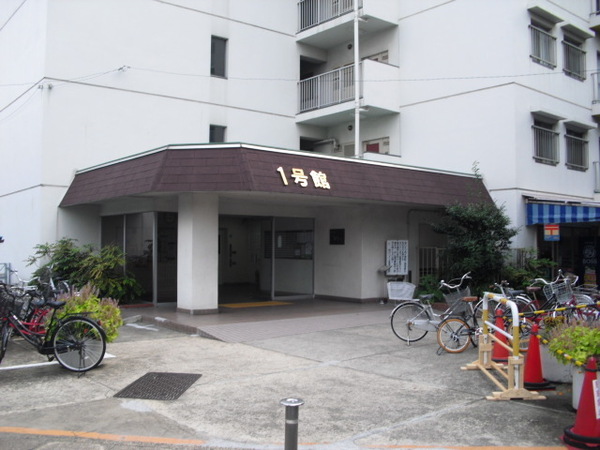 桂川ハイツ1号館