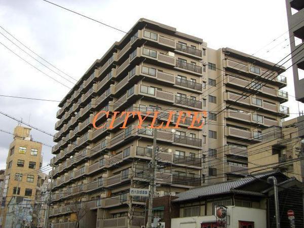 ファミール西院