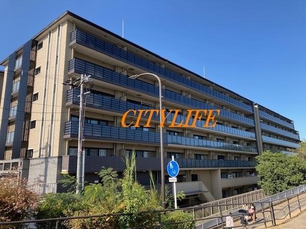 プレサンスレジェンド六地蔵