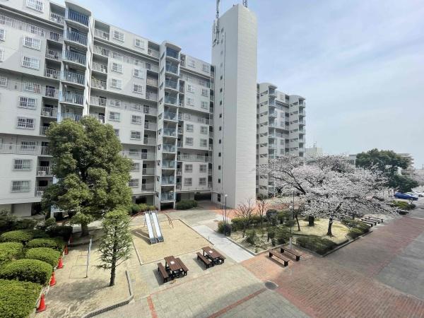 ファミール伏見Ｂ棟