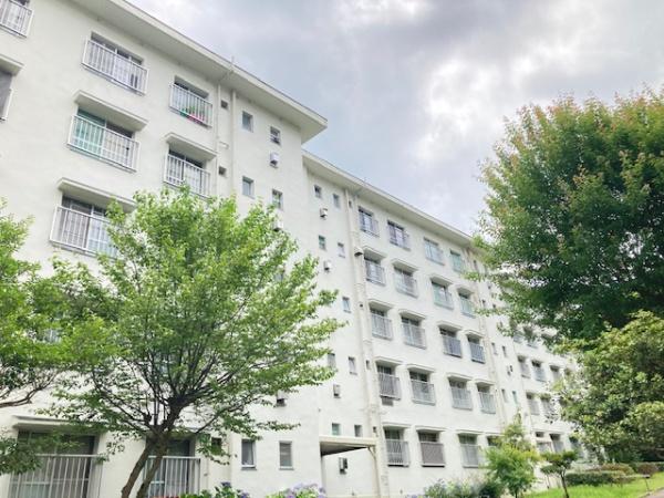 若山台住宅25号棟