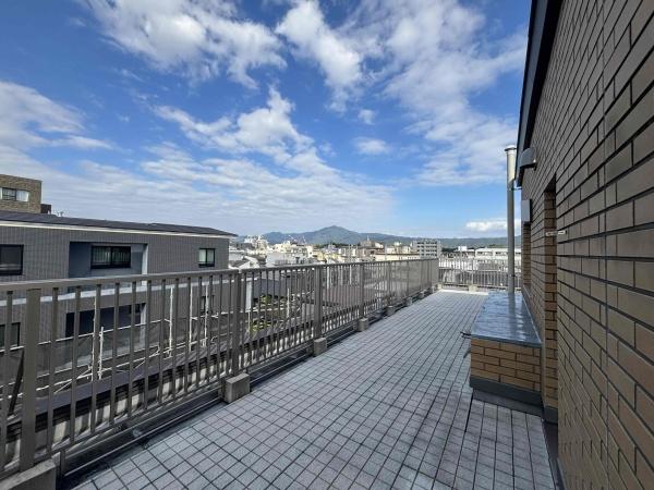 ザ・レジデンス御所西(バルコニー)