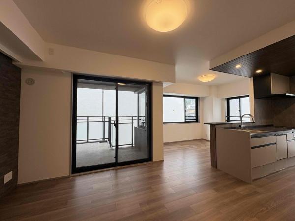 ザ・京都レジデンス御所南(リビング)