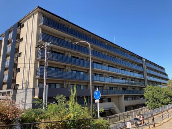 プレサンスレジェンド六地蔵