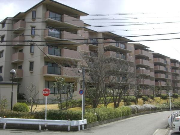 サンシティ桂坂ロイヤル壱番館