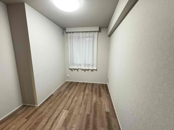 グランクール河原町二条(洋室)