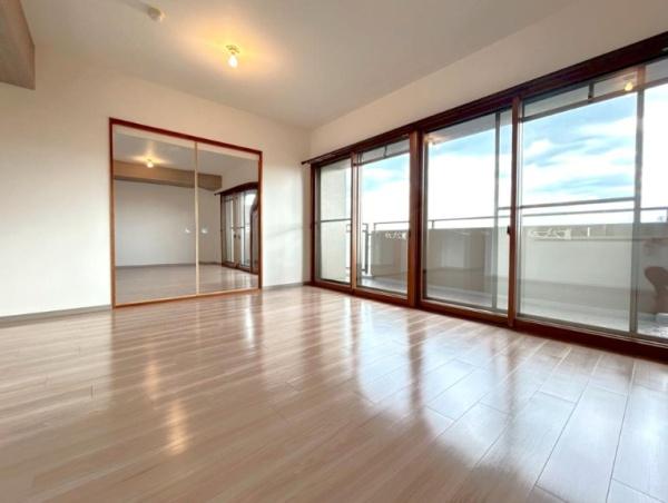 ファミールハイツ京都伏見ステージ2(リビング)