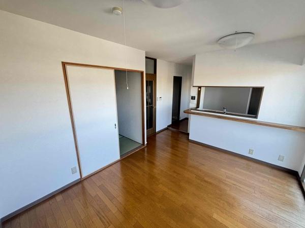 ベル・クローチェ京都sta(リビング)