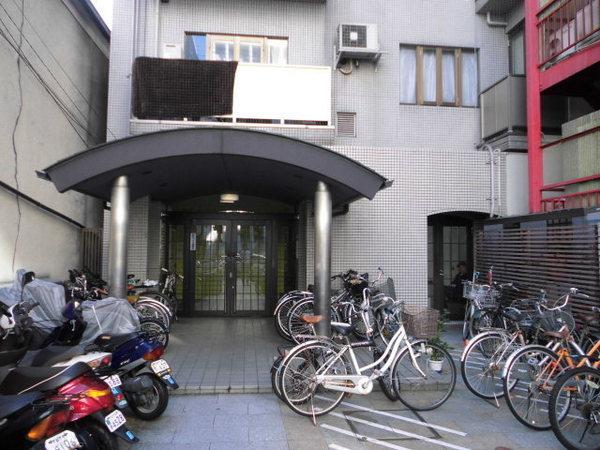 ルピエ四条(エントランス)