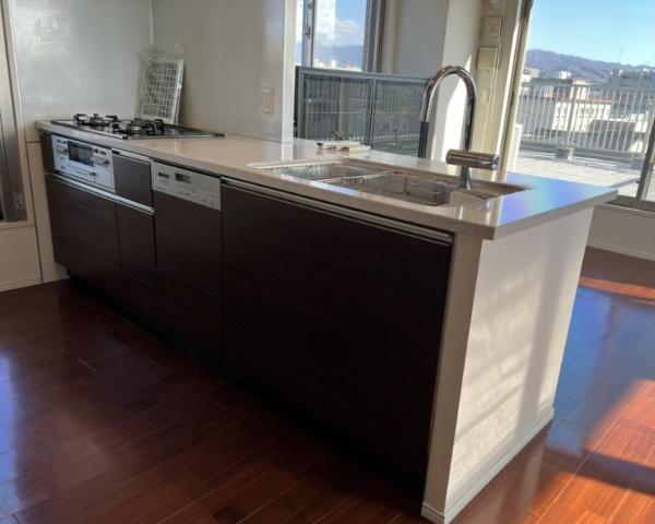 ザ・レジデンス御所西