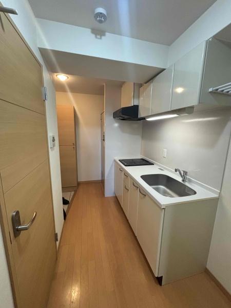 フェミネンス御所西