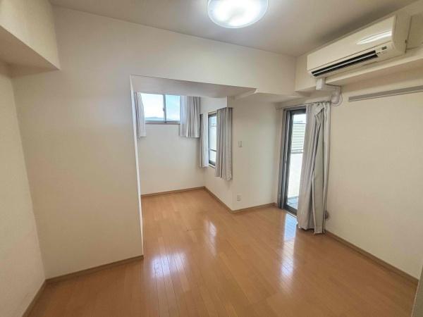 フェミネンス御所西