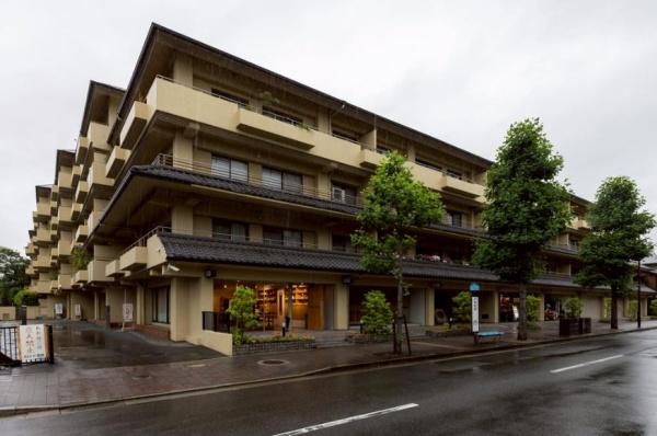 ポルト・ド・岡崎