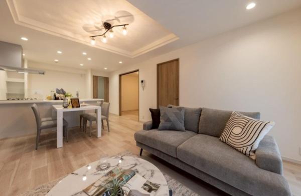 ポルト・ド・岡崎