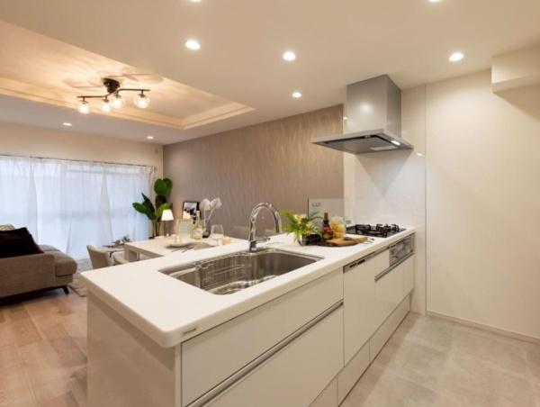 ポルト・ド・岡崎