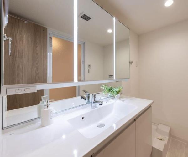 ポルト・ド・岡崎