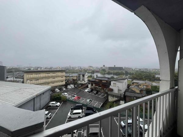 桂川ハイツ4号館