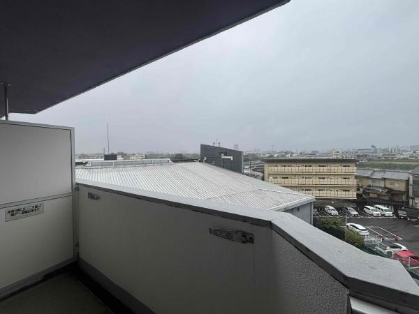 桂川ハイツ4号館