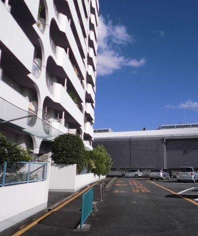 桂川ハイツ4号館