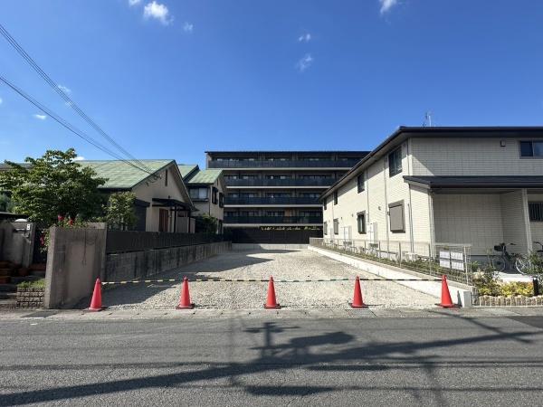国際会館　建築条件なし売土地