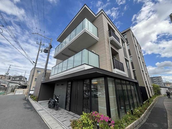 パラドール四条梅津