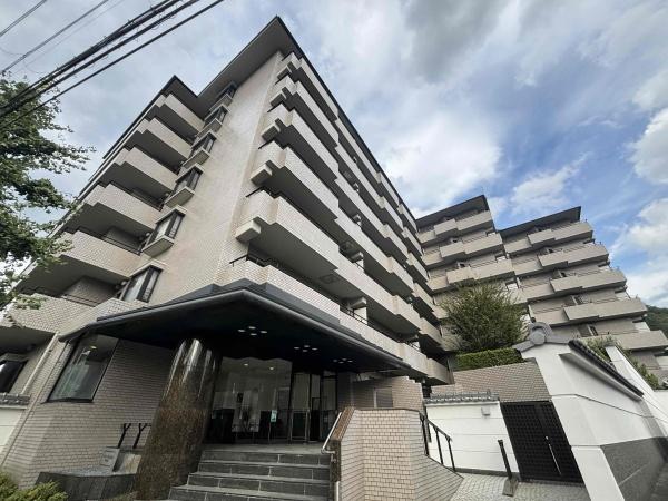 パーク・ハイム宝ヶ池銀杏館