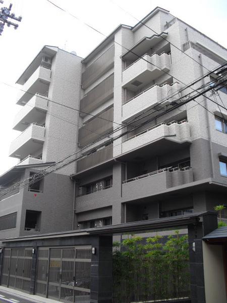 アバンエスパス烏丸御池