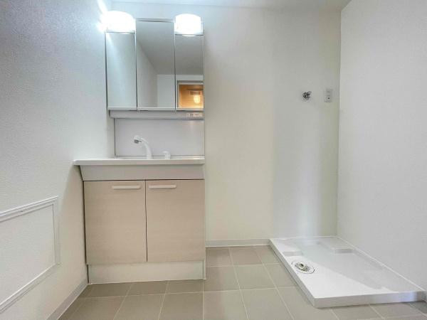 嵐山ロイアルハイツ３号棟