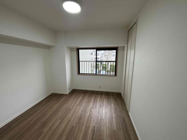 嵐山ロイアルハイツ３号棟