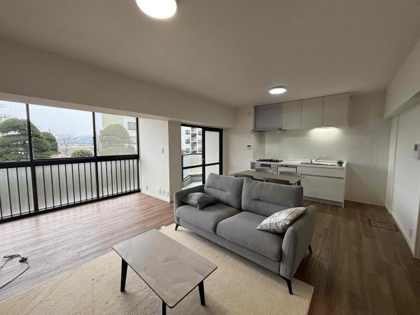 嵐山ロイアルハイツ3号棟