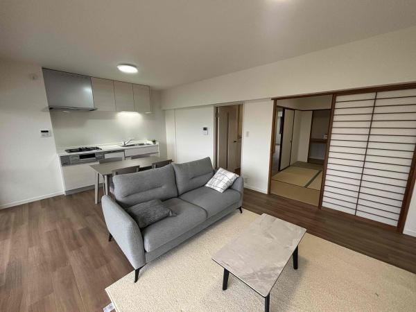 嵐山ロイアルハイツ３号棟