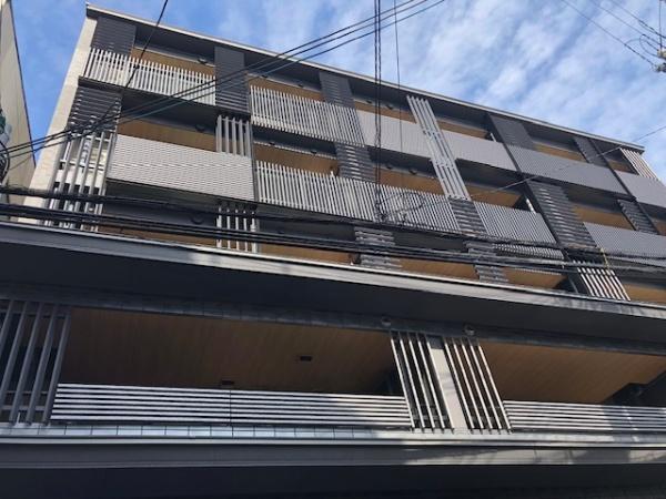 シーンズ京都四条烏丸彩ノ邸