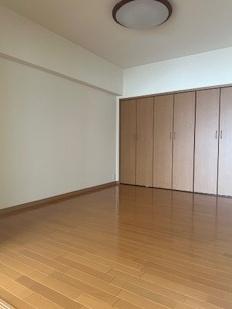 嵐山ロイアルハイツ３号棟