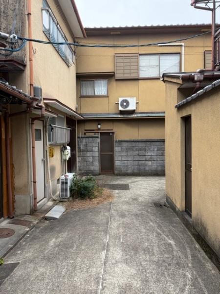 京都市中京区西ノ京勧学院町の中古一戸建